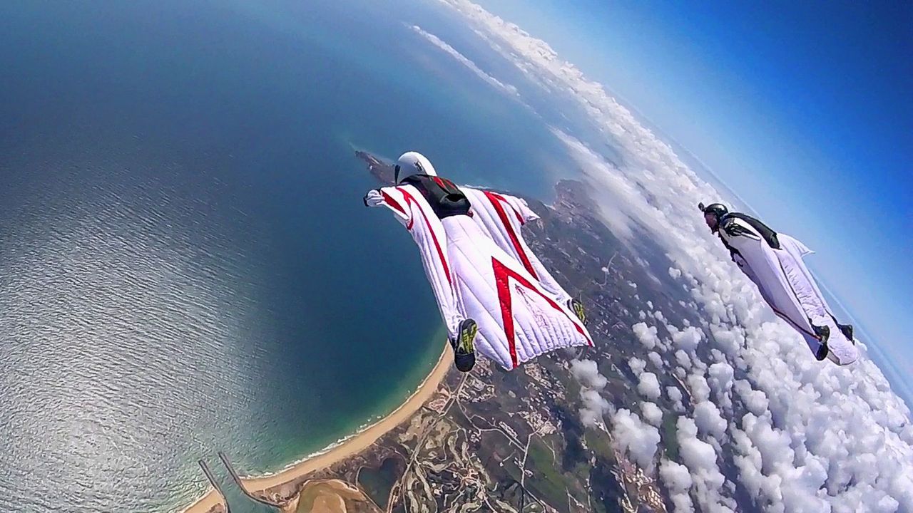 Apa Itu Wingsuit Flying