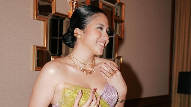 Sitha Marino, Aktris Berbakat yang Terus Berkembang di Industri Film Indonesia