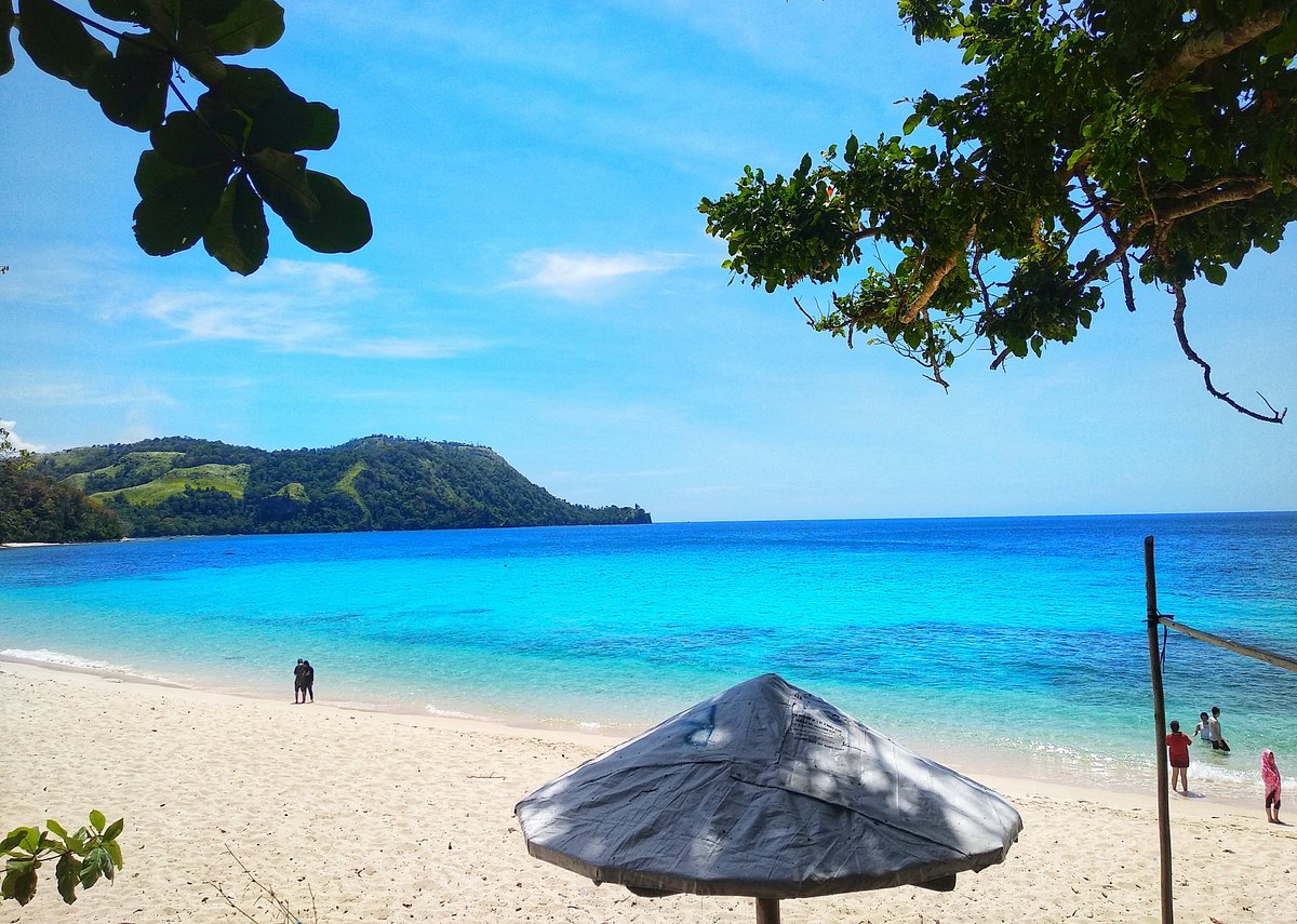 Pantai Paal: Surga Tersembunyi di Indonesia