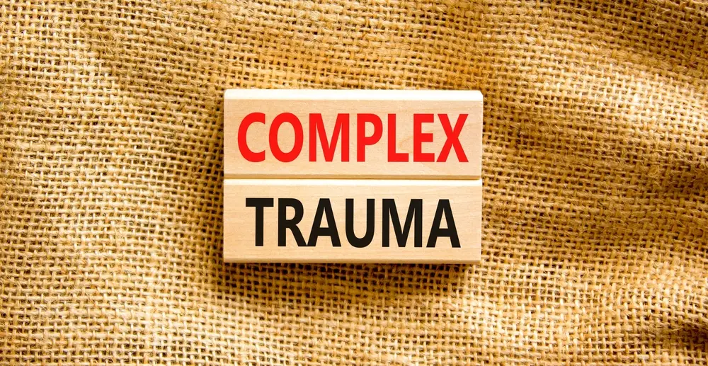 Trauma Kompleks: Dari Gangguan Emosi Hingga Pemulihan Diri