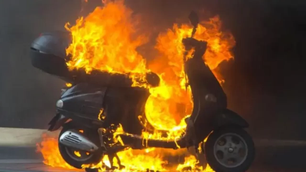 Sepeda Listrik Meledak