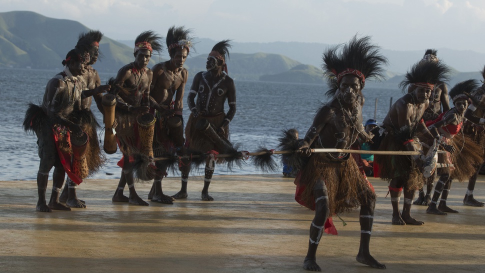 Asal-usul Festival Danau Sentani