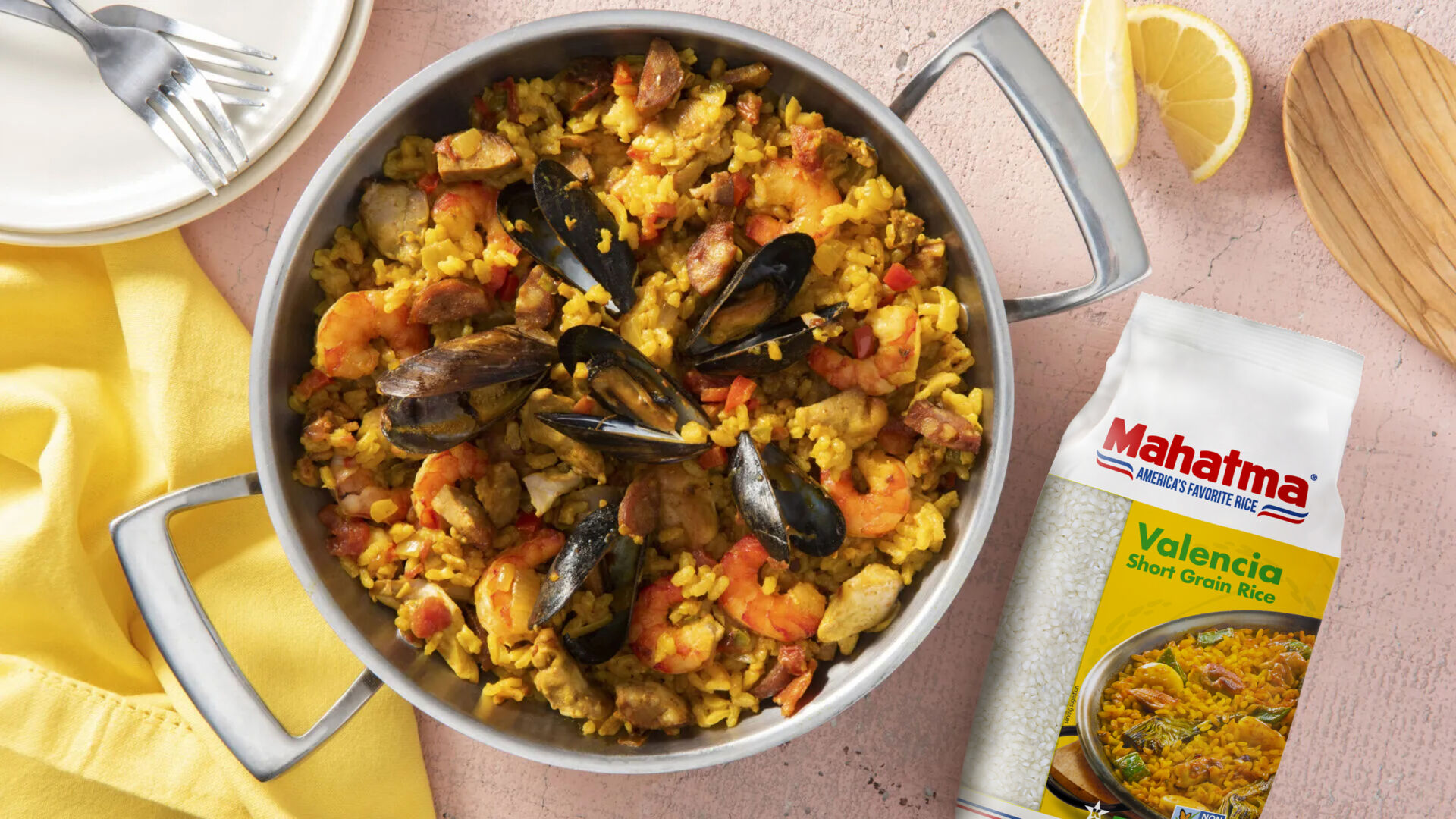 Filosofi di Balik Wajan Lebar Paella seafood