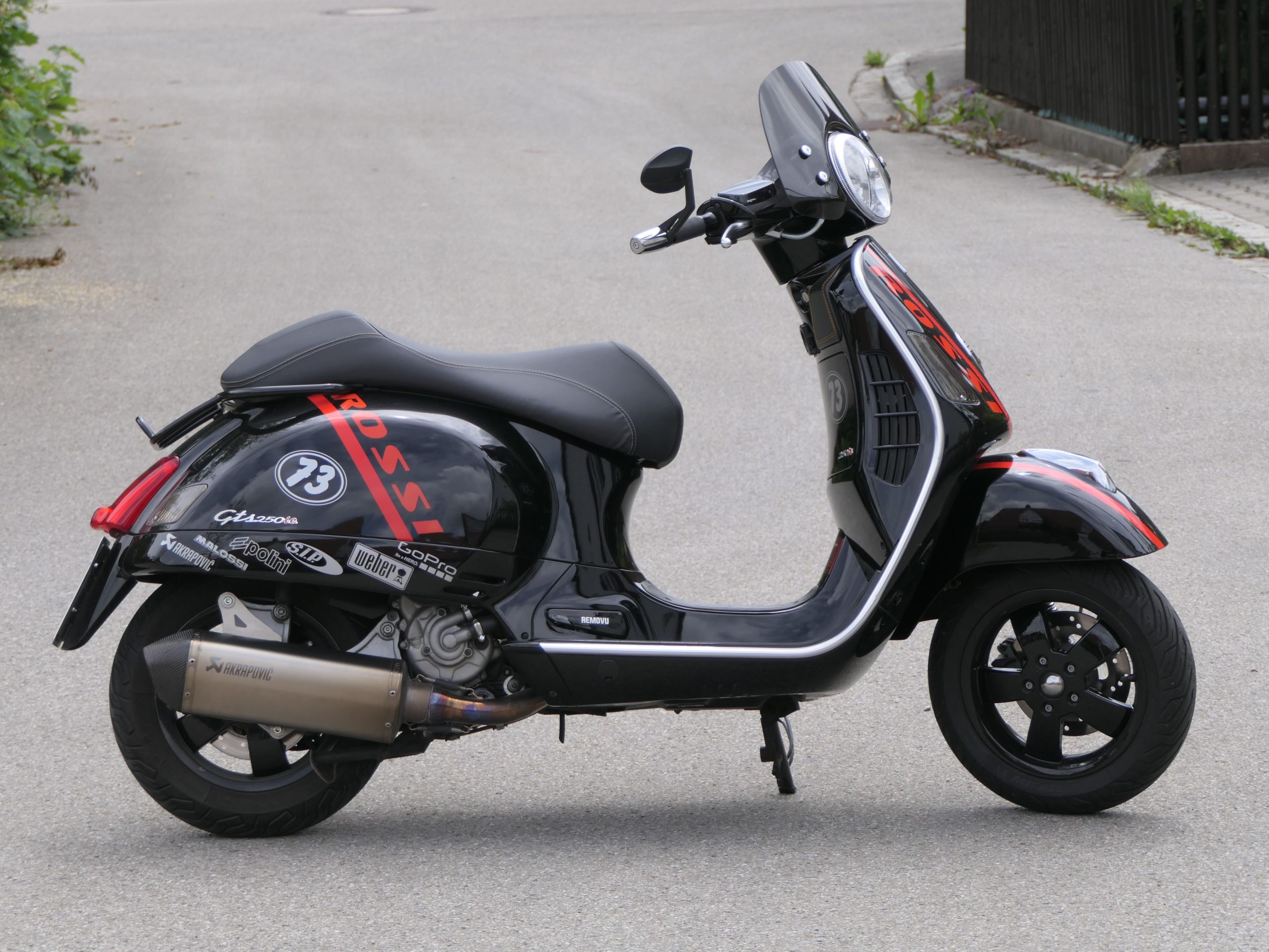 Vespa GTS 250