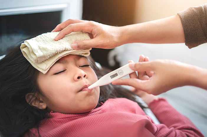 Gejala Demam pada Anak dan Dewasa Bisa Berbeda